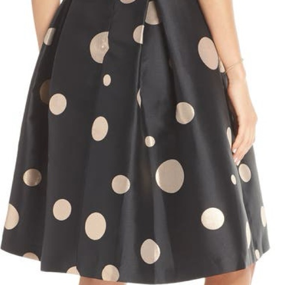 1901 Elegant Black and Gold Polka Dot Dress - Picture 3 of 7